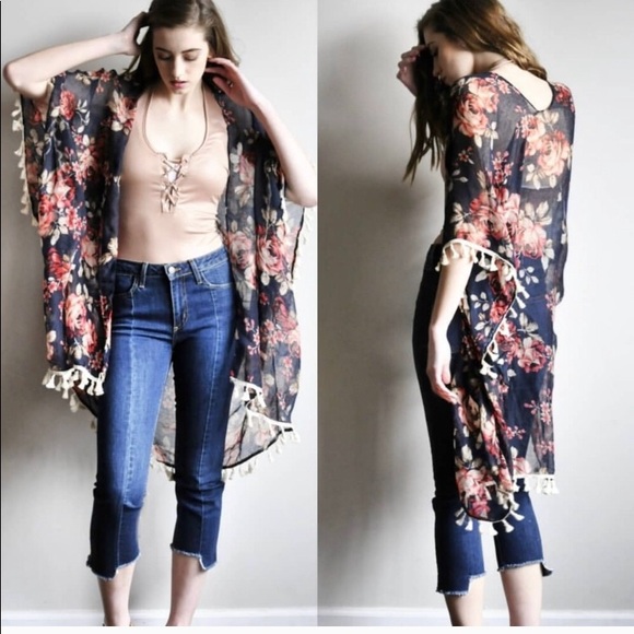 Tops - Floral Kimono